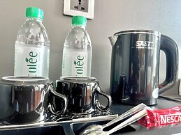 Kep Sea View Hotel & Sky Bar