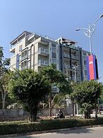 Kep Sea View Hotel & Sky Bar