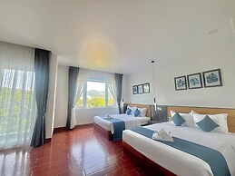 Kep Sea View Hotel & Sky Bar