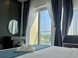 Kep Sea View Hotel & Sky Bar