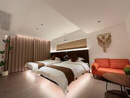 Everchanging Seasons Homestay