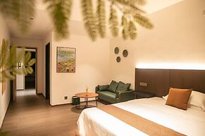 Everchanging Seasons Homestay