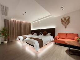 Everchanging Seasons Homestay