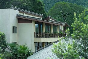 Zhensu Canyon Sanctuary