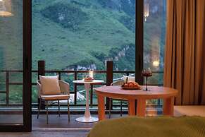 Zhensu Canyon Sanctuary