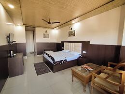 Cottage Club Inn