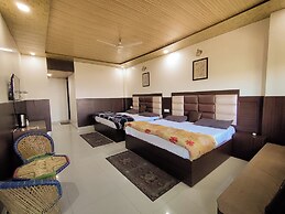 Cottage Club Inn