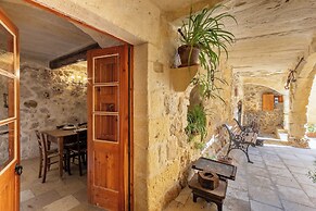 Bebbuxija Pool Farmhouse Gozo