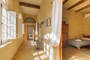 Bebbuxija Pool Farmhouse Gozo