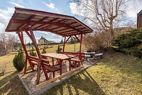 Karesz Holiday Home