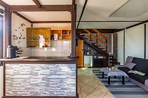 Karesz Holiday Home