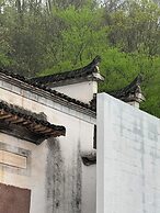 The Village Library Inn