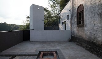 The Village Library Inn