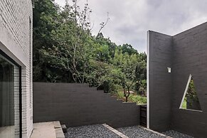 The Village Library Inn