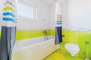 Cherry City Stay Apartment With Parking