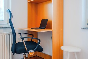 Cherry City Stay Apartment With Parking