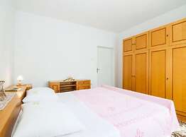 Seaside Oasis Apartments on Island Ugljan