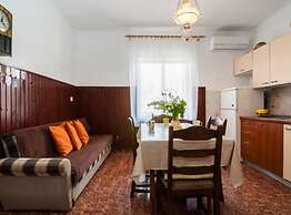 Seaside Oasis Apartments on Island Ugljan