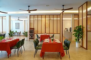 Smile Boutique Hotel By EHM