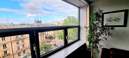 Very Bright Apartment in the Center of the City