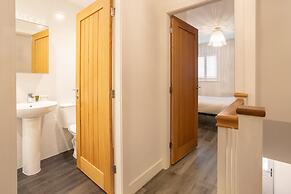 Host Stay Coventry Street