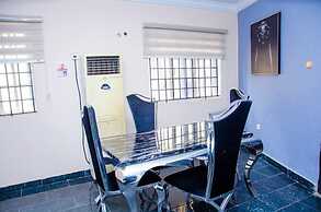 Hill Crest Apartments