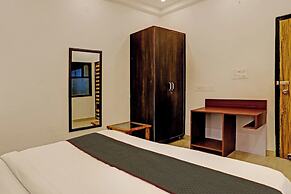 Hotel Grand King Plaza