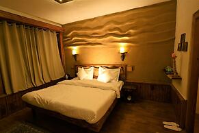 Beholden stay and cafe - Old Manali