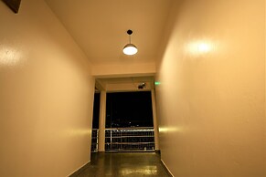 Beholden stay and cafe - Old Manali