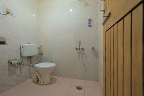 Beholden stay and cafe - Old Manali