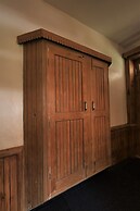 Beholden stay and cafe - Old Manali