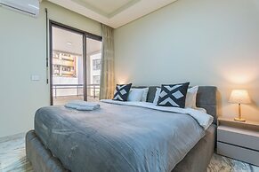 Crest - 3 Bedroom Apartment in Hamra