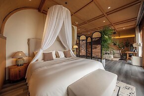 Hengshan No.5 Valley Cliff Homestay