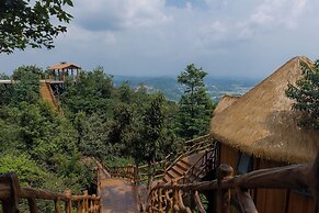 Hengshan No.5 Valley Cliff Homestay