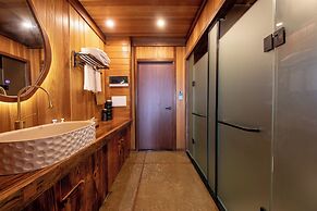 Hengshan No.5 Valley Cliff Homestay