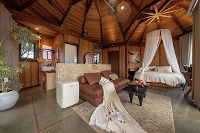 Hengshan No.5 Valley Cliff Homestay