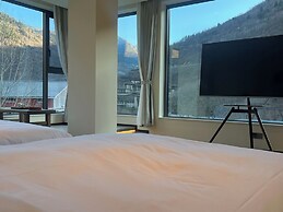 Harmony Zen Retreat in Jiuzhai Valley