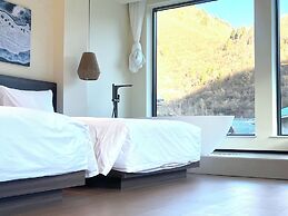 Harmony Zen Retreat in Jiuzhai Valley