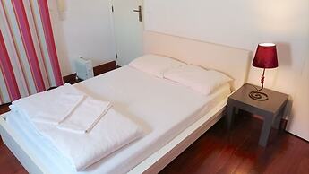 Charming 2 Bedroom Apartment in City Centre Lisboa