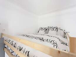 Studio Apartment Located Central Lisbon