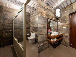 Divine Stay - Sattal