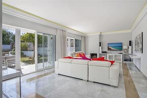 Elegant Villa Retreat