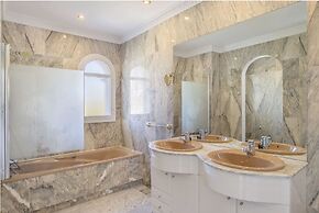 Elegant Villa Retreat