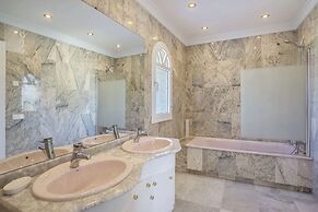 Elegant Villa Retreat