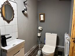 Hnameni Bovadzor Lodge