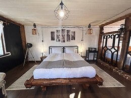 Hnameni Bovadzor Lodge