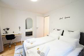 KC Hostings - Prestige Apartments