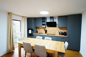 KC Hostings - Prestige Apartments