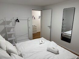KC Hostings - Prestige Apartments