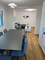 KC Hostings - Prestige Apartments